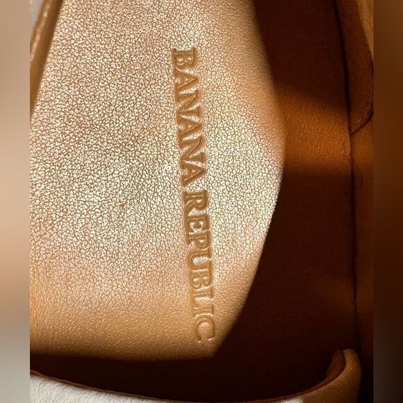 Banana Republic White Leather sneakers size 8.5 - Picture 9 of 10